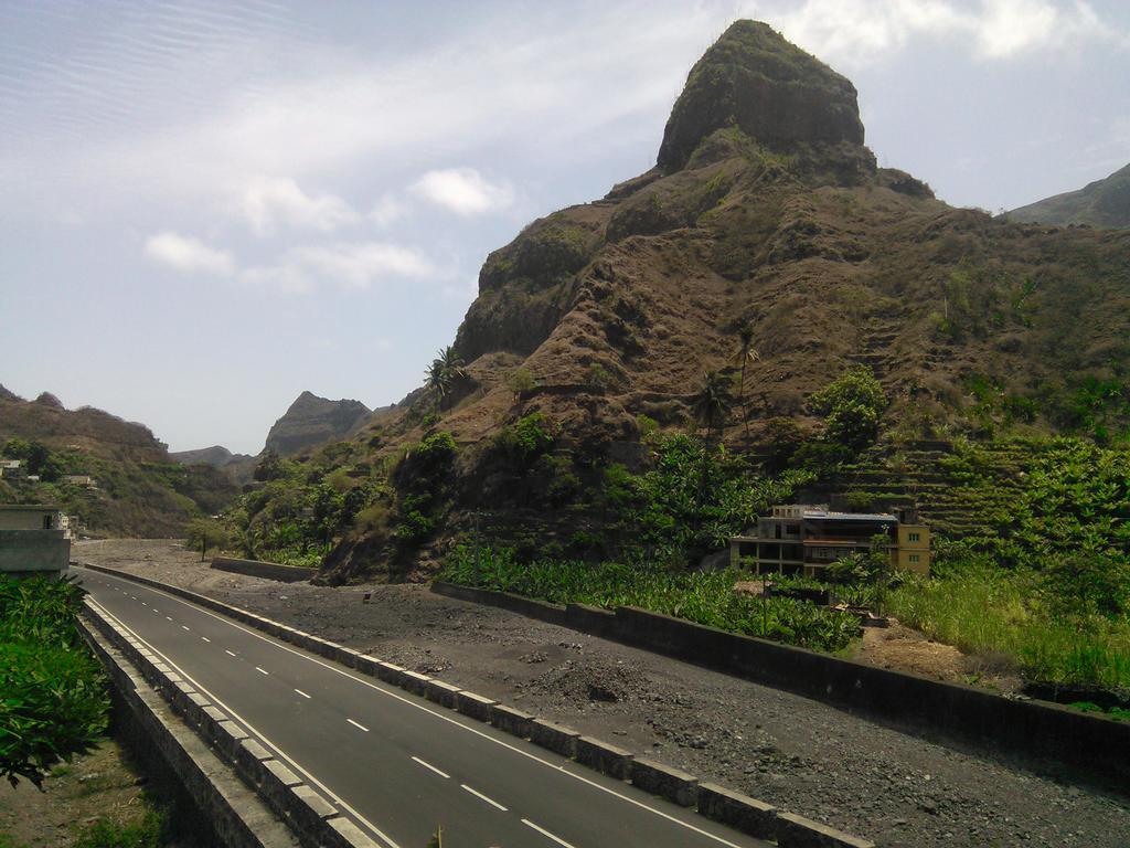 Ribeira Grande Damontanhaヴィラ エクステリア 写真