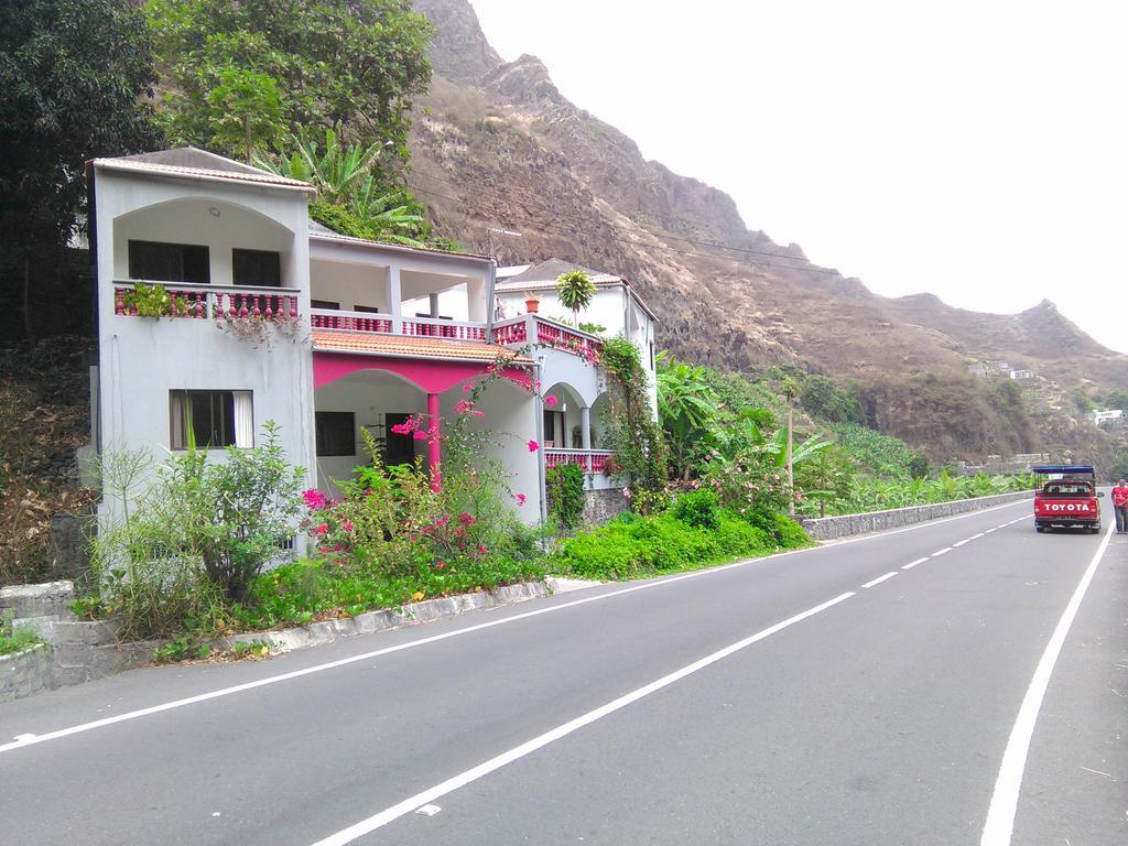 Ribeira Grande Damontanhaヴィラ エクステリア 写真